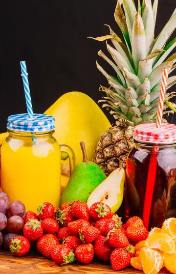 34 Refreshing Fruits to Beat the Heat of Global Warming and Nutritional Components