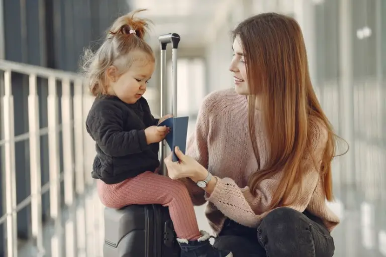 Calming Your Baby: Tips for Soothing Cries at the Airport and Onboard the Plane